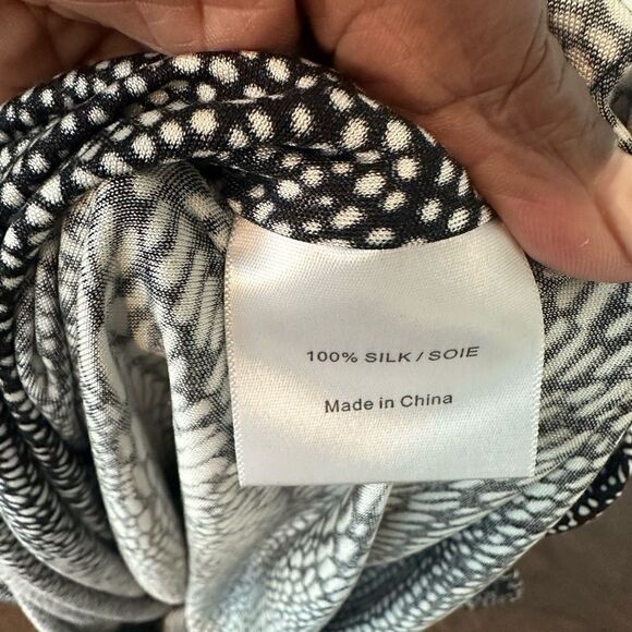 Tory Burch Silk B&W Patterned Midi Dress M - Picture 10 of 10